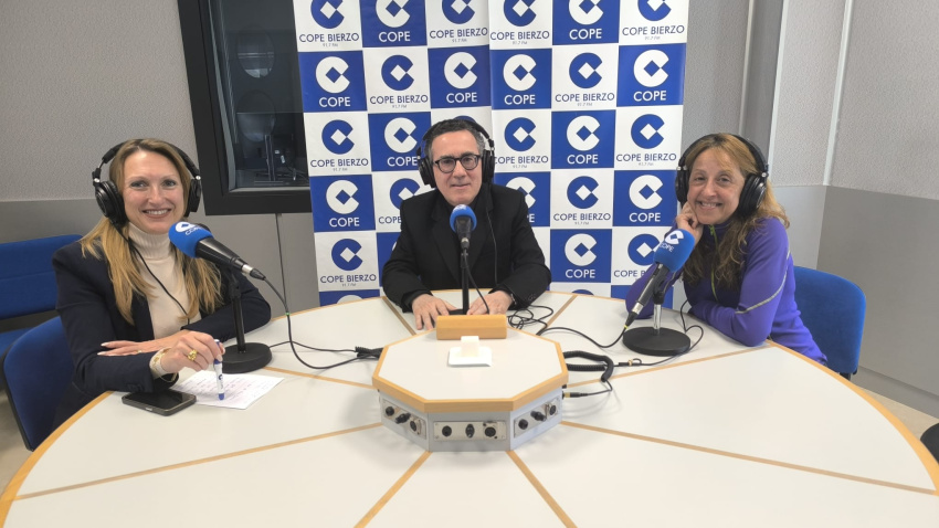 Francisco Javier Gay en los estudios de Cope Bierzo