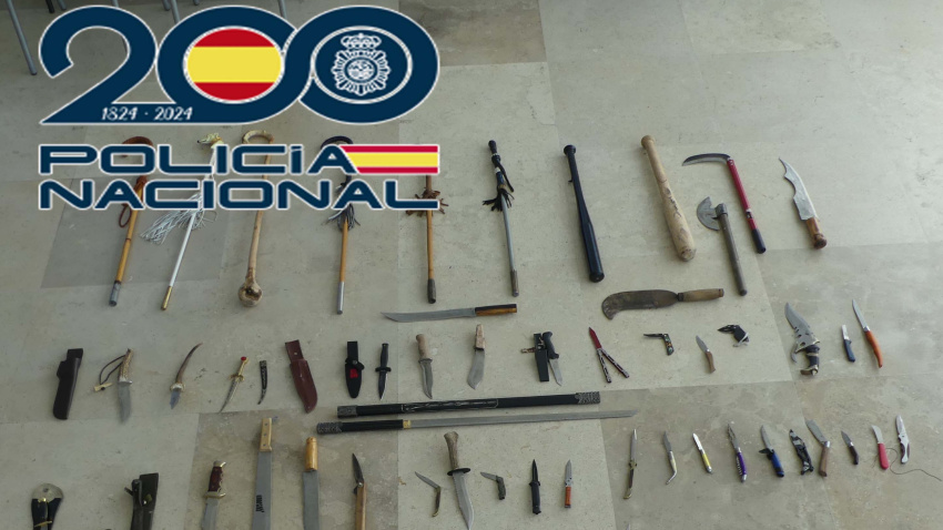Se intervinieron un centenar de armas blancas
