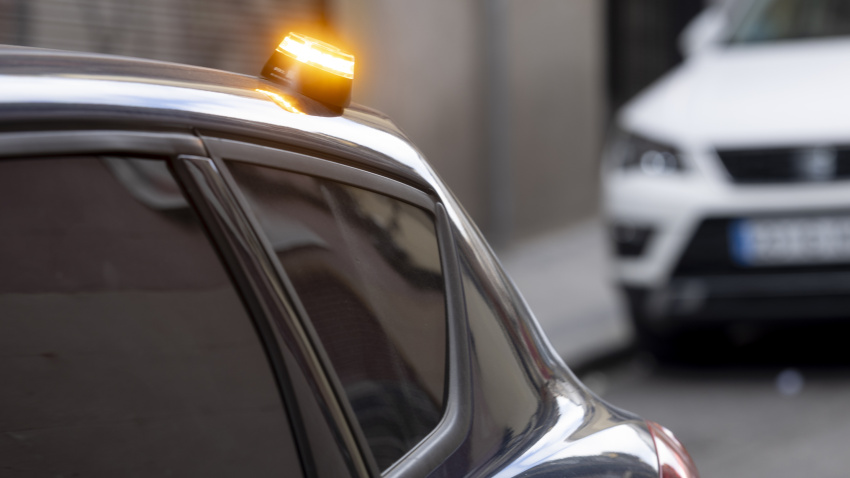 Baliza V16 de emergencia para vehículos, en una imagen de archivo