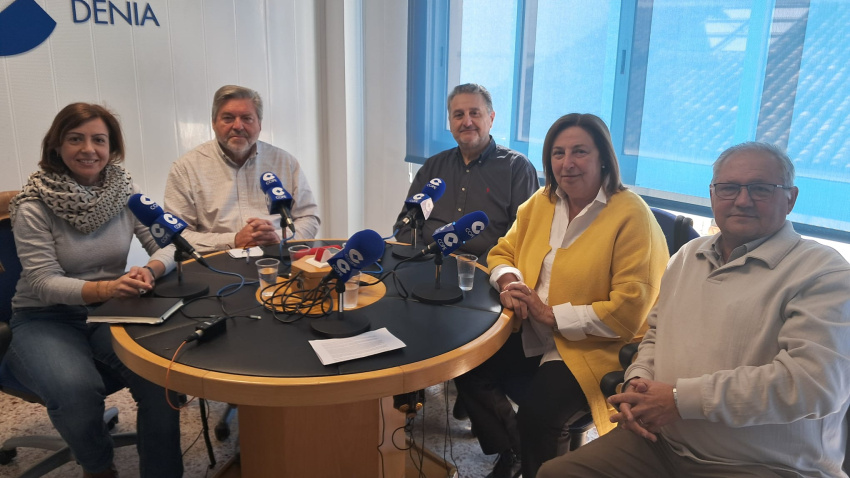 Representantes políticos en "El Debat Dénia" sobre el beach club del puerto