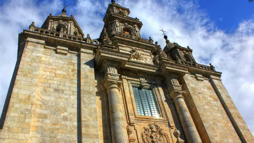 Iglesia de Santiago en Pontedeume