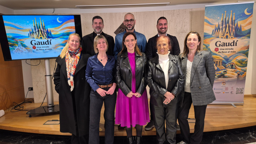 Reus fusiona arte y tecnología en un mural interactivo gigante para honrar a Gaudí