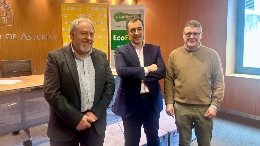 Javier Fernández, director técnico de Campoastur; Alejandro Fernández, presidente Alimerka y Javier García, gerente VALCOR