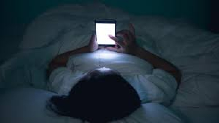 Las pantallas nos roban el sueño