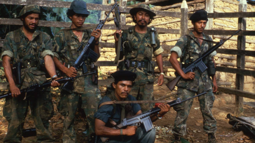 militantes de la contra