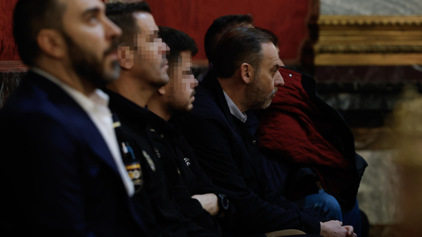 exministro Jose Luis Ábalos (d), y el empresario Víctor de Aldama (i)