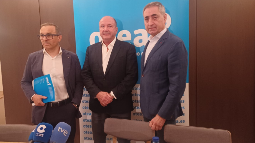 Fernando Corral, Javier Martínez y Luis Alberto Martínez