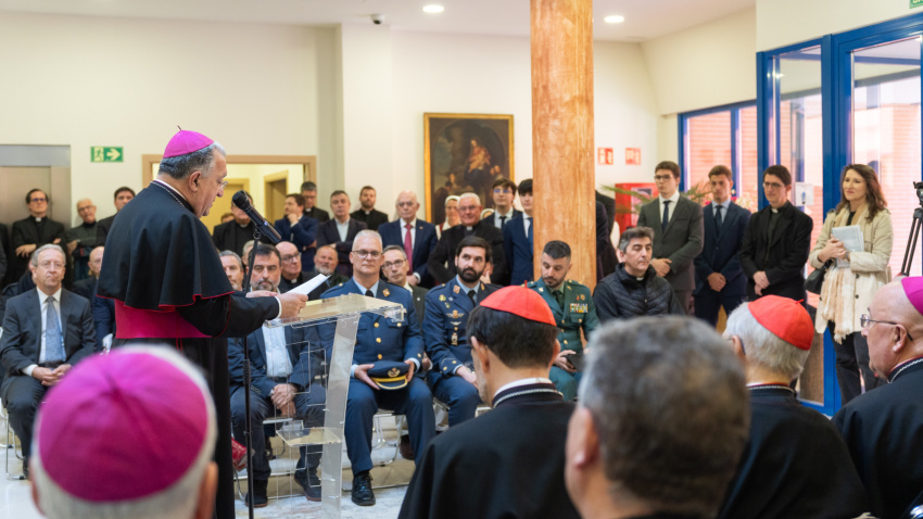 Bendición de la nueva casa para sacerdotes en Getafe