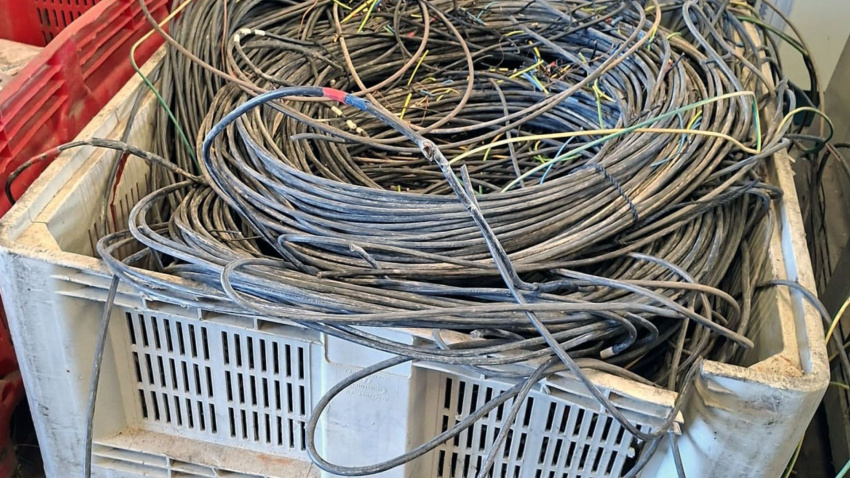 La Guardia Civil Destapa La Sustracción De Cerca De 24 Kilómetros De Cable De Cobre De Las Obras De La Autovía A 30