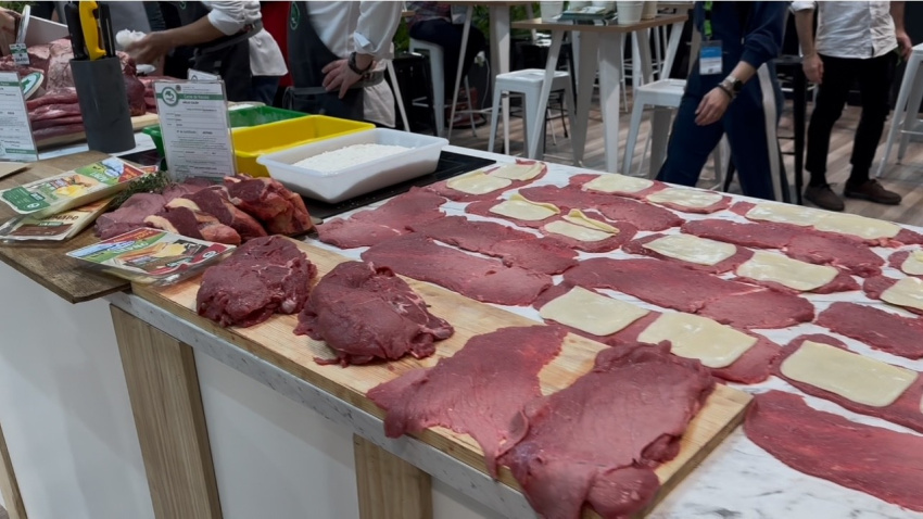 Stand de Ternera Asturiana en el Salón Gourmets 2025