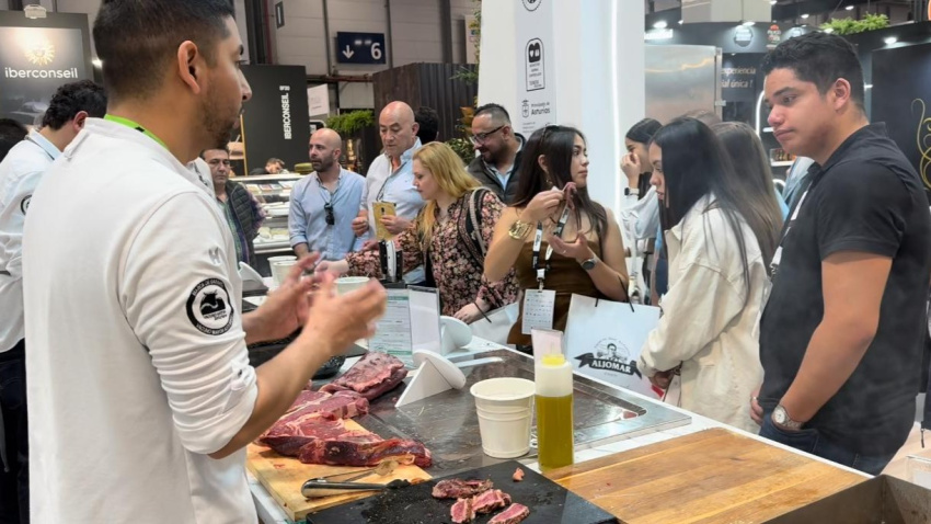 Stand de Ternera Asturiana en el Salón Gourmets 2025