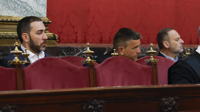 Ábalos en el banquillo