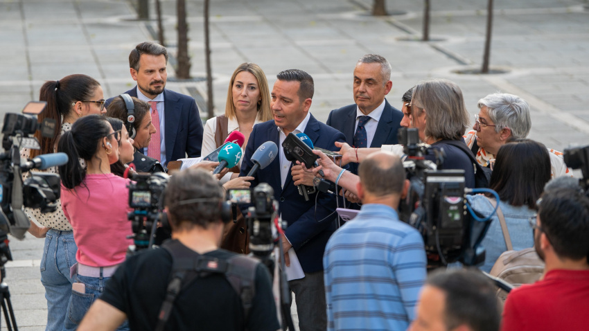 Comparecencia de Fernández Calle y Guardiola