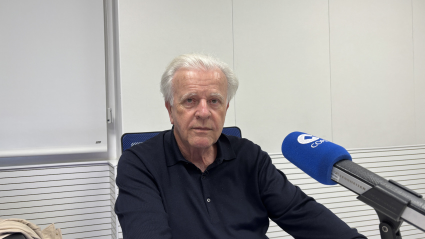 Nicolás Luca de Tena en los estudios de COPE