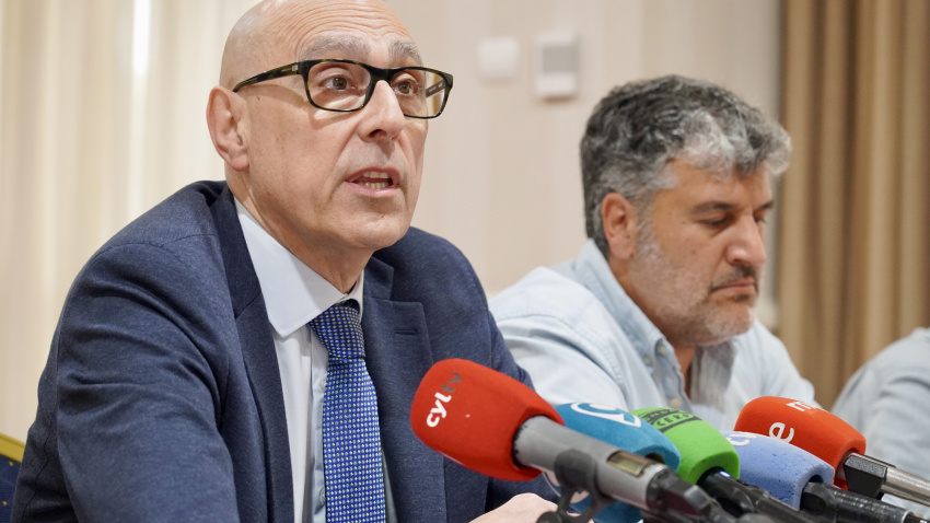 El Ayuntamiento de San Emiliano y sus juntas vecinales, la Federación de Entidades Locales Menores de León y la Asociación Montaña de Babia y Luna informan de la situación procesal actual del conflicto ganadero con el Ayuntamiento de Mieres (Asturias) en el Puerto de Pinos