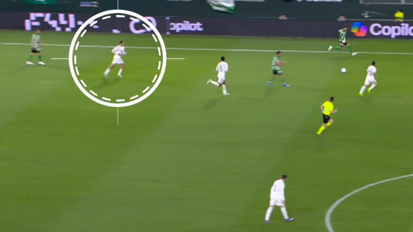 Alexander Arnold, en el Betis - Real Madrid