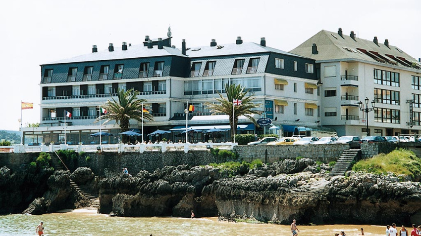 Hotel Restaurante Astuy, en Isla (Cantabria)