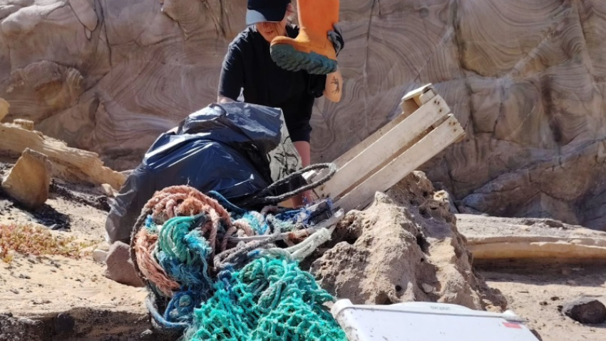 Basura recogida en Cofete, Fuerteventura