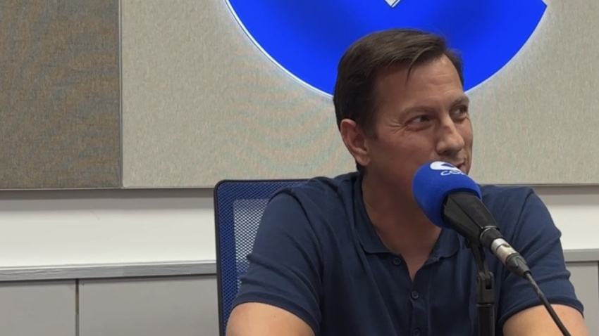 Paco Tormo en los estudios de COPE