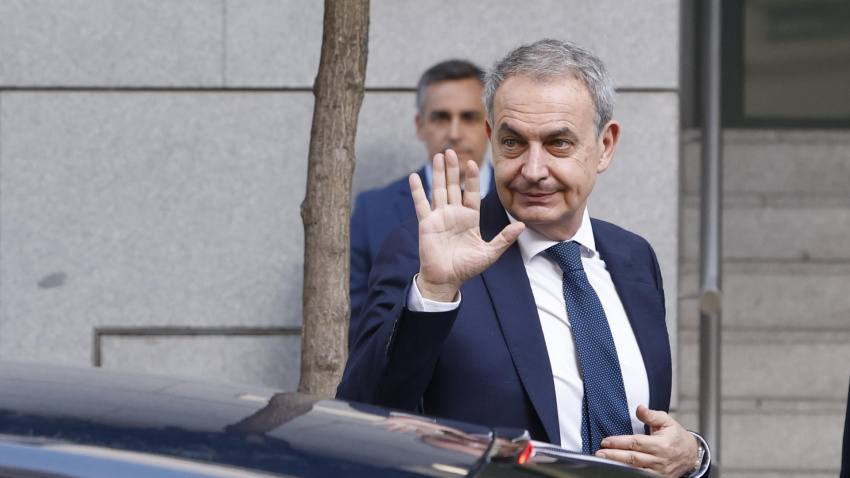 El expresidente del Gobierno, José Luis Rodríguez Zapatero, llega a la Audiencia Nacional para declarar como investigado por organización criminal, tráfico de influencias y falsedad