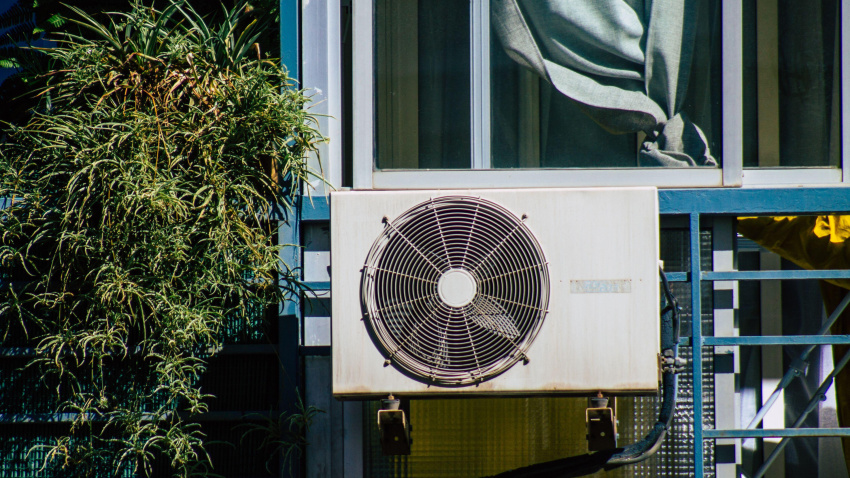 Aire acondicionado, fachada de un edificio