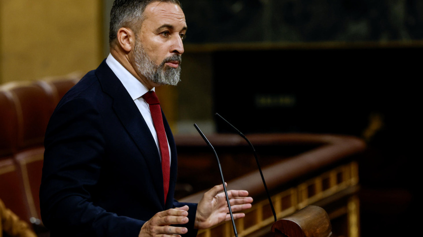 Abascal echa en cara a Sánchez su lista "de la A a la Z" contra la ...