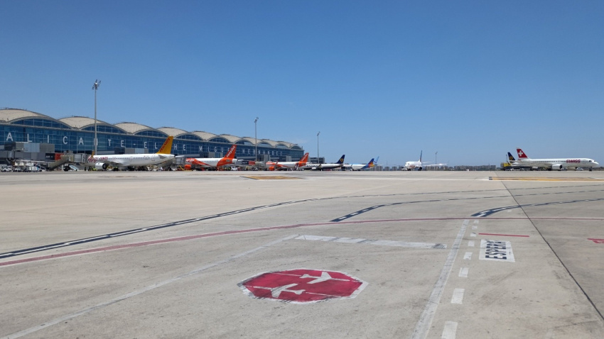 El aeropuerto de Alicante sigue a golpe de récord.
