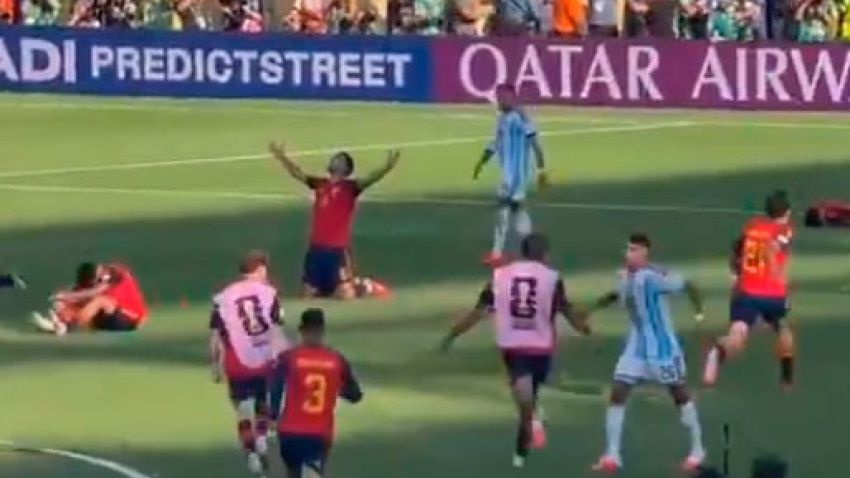 Las imágenes de la pelea final entre los jugadores de España y