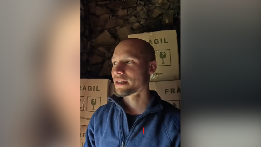 Juan, en un momento del relato de su historia