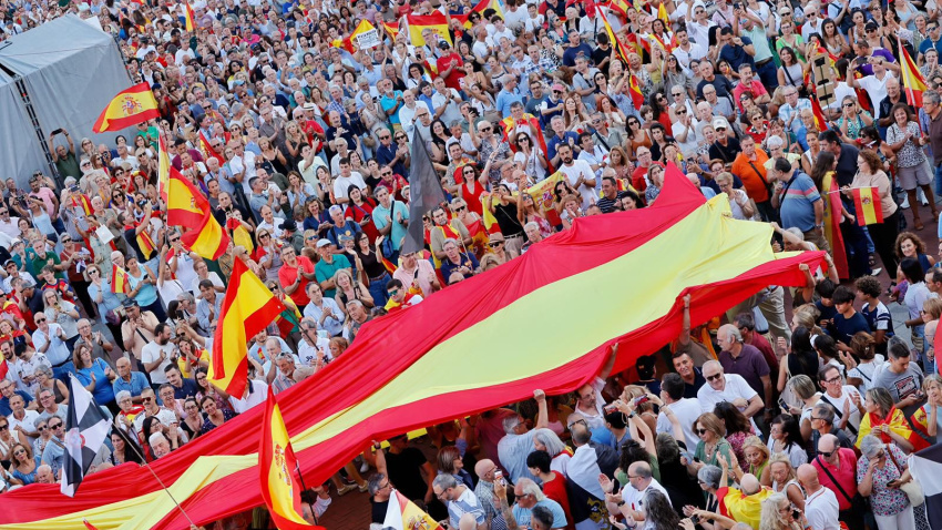 carlos-herrera-analiza-las-manifestaciones-de-apoyo-a-ceuta-en-espa-a