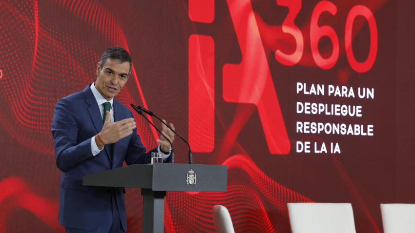El presidente del Gobierno, Pedro Sánchez durante la presentación este lunes en La Moncloa de IA360: plan para un despliegue responsable de la IA'