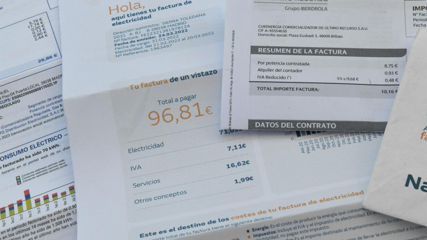 Varias facturas del gas
