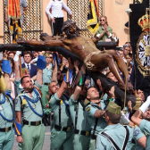 DESEMBARCO Y TRASLADO CRISTO DE MENA. MÁLAGA thumb