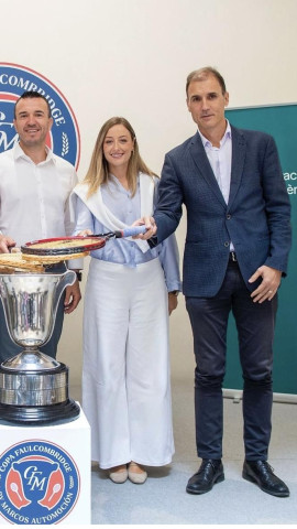 Foto de familia de la presentación del torneo