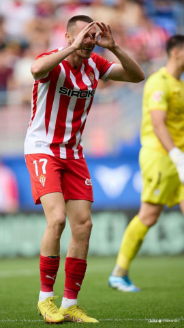 Dubasin celebra su gol en Ipurúa