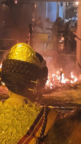 FALLERA EN UNA CREMÀ