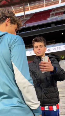 Marcos Llorente, con el pequeño