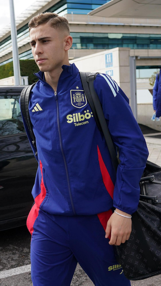 Fermín, jugador del FC Barcelona, convocado con la selección española