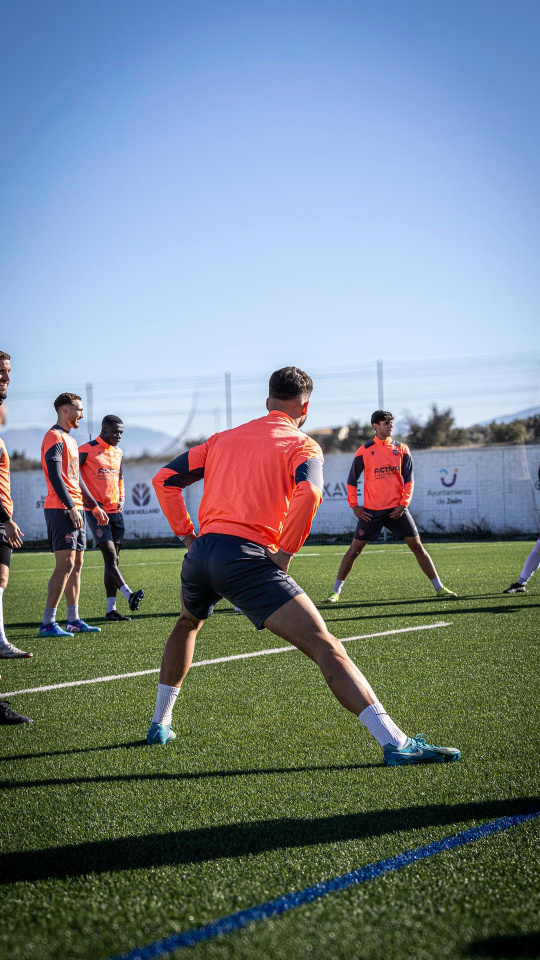 Buena noticia en el Real Jaén: Manu Fernández se reincorpora tras controlar su diabetes tipo 1