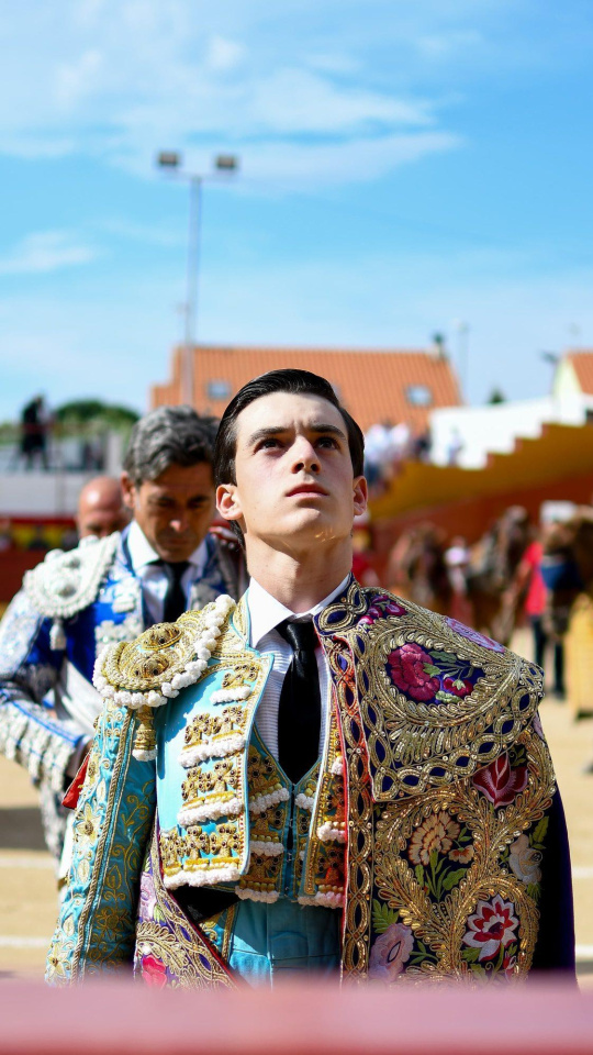 Sergio Rollón durante el paseíllo este sábado en Valdetorres de Jarama