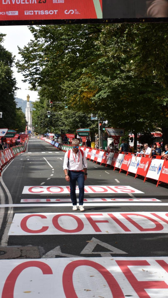 Óscar Pereiro, en la meta de Bilbao de la edición de La Vuelta