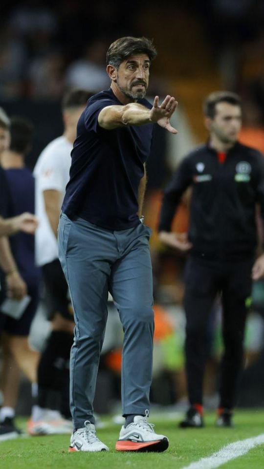 Veljko Paunovic en Mestalla