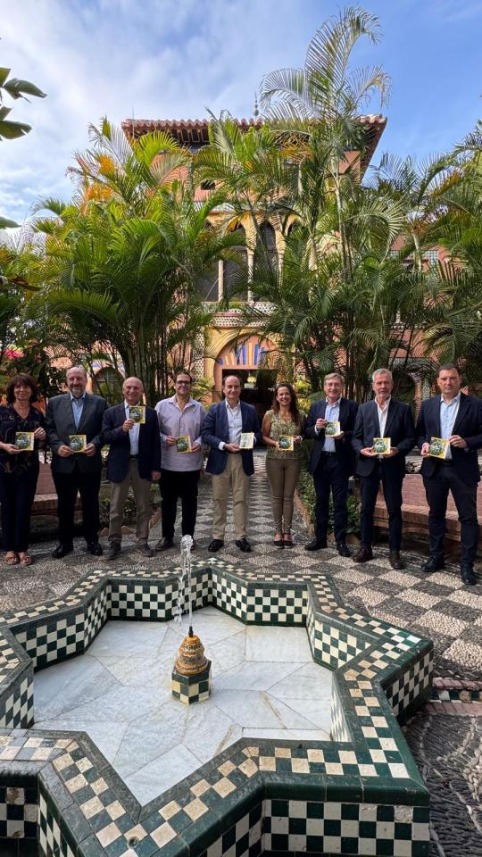 Mancomunidad recibe en Almuñécar a los participantes en el Congreso Internacional de Turismo Náutico y de Cruceros de Andalucía