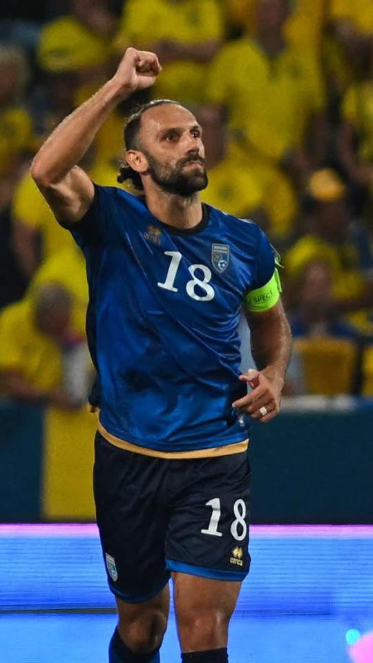 Muriqi con la Federación de Kosovo