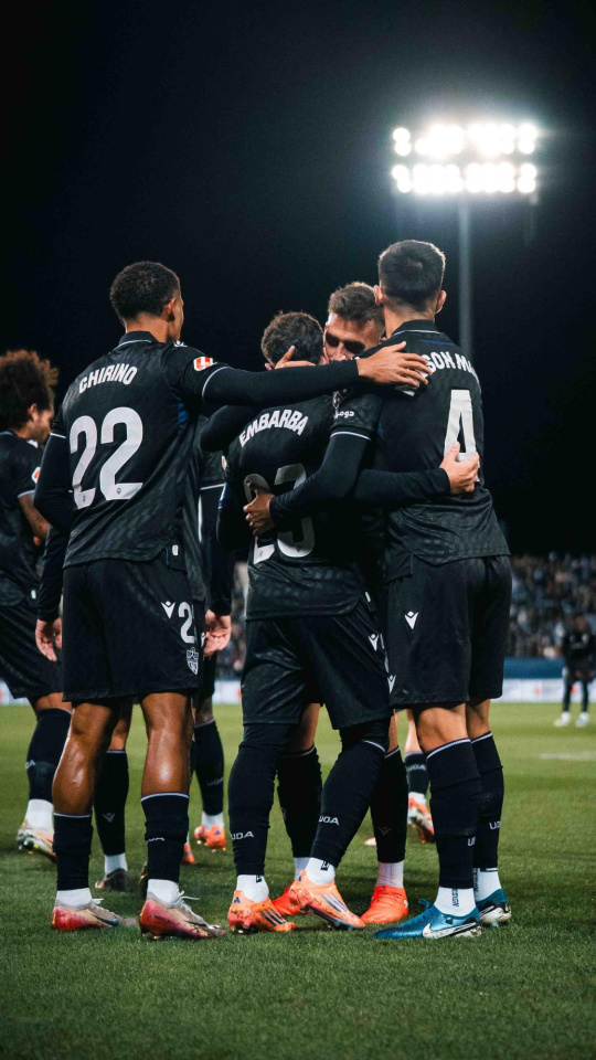Los jugadores del Almería celebran un gol en Leganés