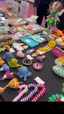 Algunos los productos de artesanía elaborados por personas con discapacidad que pueden adquirirse esta tarde en la Cúpula del Milenio de Valladolid