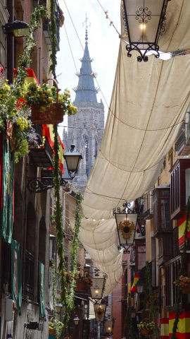 Toledo activa la megafonía del Corpus para Navidad