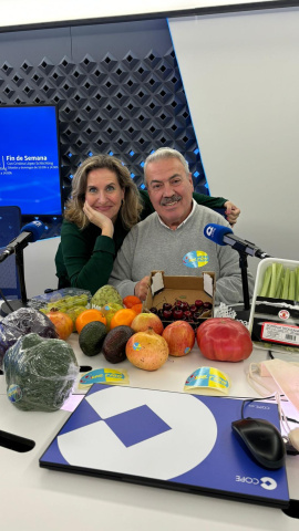Luis y Cristina dan la bienvenida a la Navidad