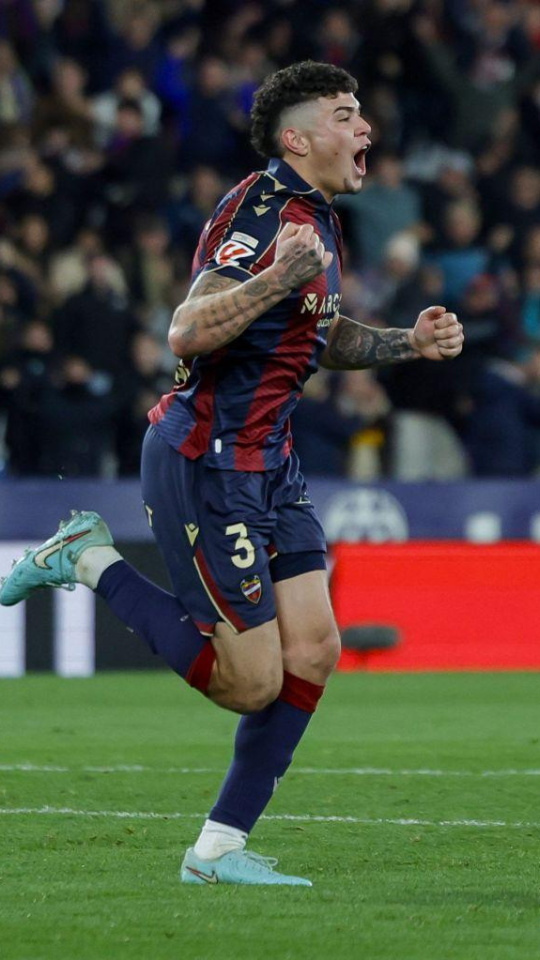 El uruguayo marcó su primer gol como levantinista