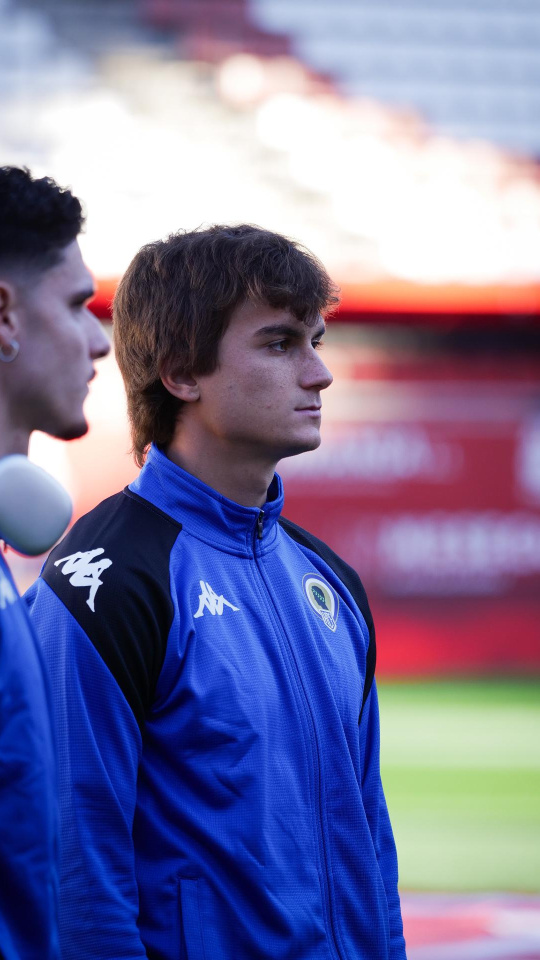 Slavy, al fondo, junto a Retuerta.